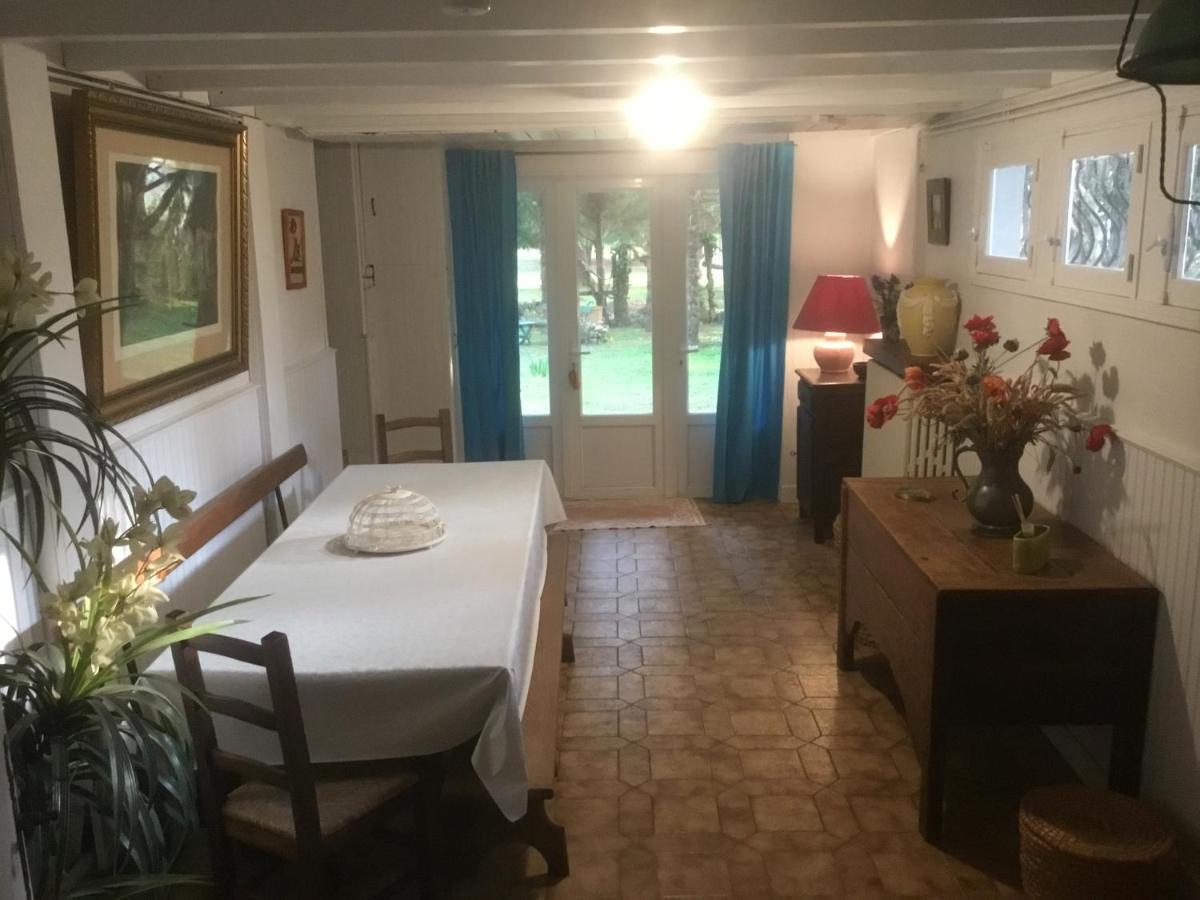 Les Pierrottes Villa Mornac Exterior photo